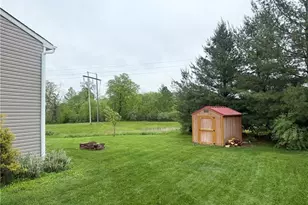 2250 Dorchester Dr, Kent, OH 44240 - Photo 4