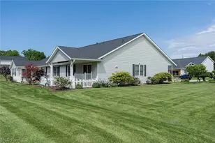 2765 Doral Cir SE, Massillon, OH 44646 - Photo 6