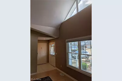 2765 Doral Circle SE, Massillon, OH 44646 - Photo 10