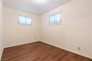 1721 Broad Ave NW, Canton, OH 44708 - Photo 14