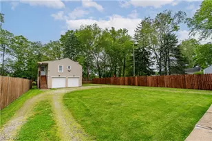 1721 Broad Ave NW, Canton, OH 44708 - Photo 20