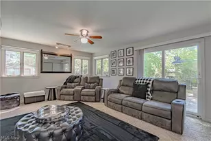 1233 Brainard Rd, Lyndhurst, OH 44124 - Photo 12