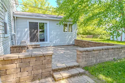 1233 Brainard Road, Lyndhurst, OH 44124 - Photo 32