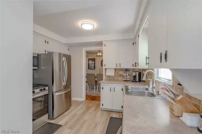 1233 Brainard Road, Lyndhurst, OH 44124 - Photo 16