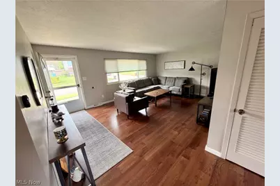 1700 Winchester Drive, Parma, OH 44134 - Photo 4
