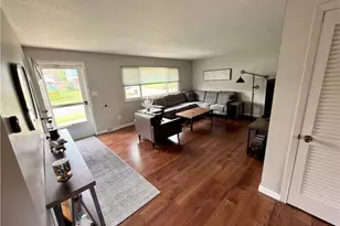 1700 Winchester Dr, Parma, OH 44134 - Photo 4
