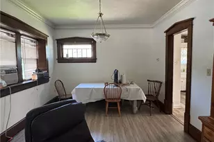 139 Hollinger Ave, Akron, OH 44302 - Photo 8