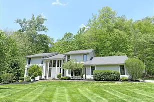 2239 Edgeview Dr, Hudson, OH 44236 - Photo 1
