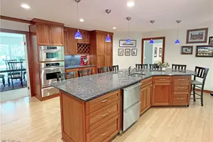 2239 Edgeview Dr, Hudson, OH 44236 - Photo 10