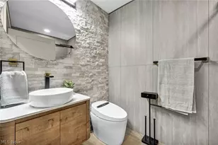 36265 Timberlane Dr, Solon, OH 44139 - Photo 22