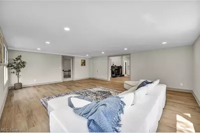 36265 Timberlane Drive, Solon, OH 44139 - Photo 6