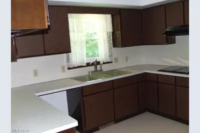 166 W Garwood Drive, Tallmadge, OH 44278 - Photo 22