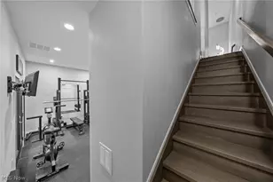 3110 Vine Ct, Loveland, OH 44113 - Photo 14