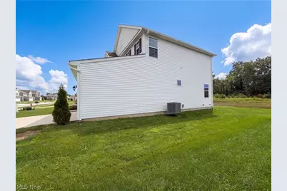 1594 Slick Rock Drive, Painesville, OH 44077 - Photo 16