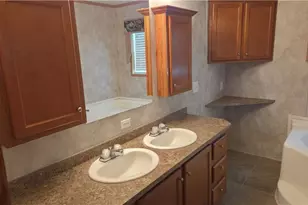 4830 Snowdrift Ln, Zanesville, OH 43701 - Photo 6