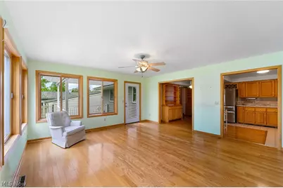 116 Woodland Drive, New Middletown, OH 44442 - Photo 8