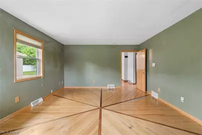 343 3rd Street, Wadsworth, OH 44281 - Photo 2
