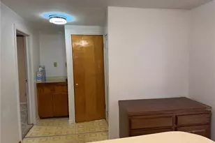2160 Ingersoll Dr, Akron, OH 44320 - Photo 16