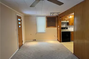 2160 Ingersoll Dr, Akron, OH 44320 - Photo 26