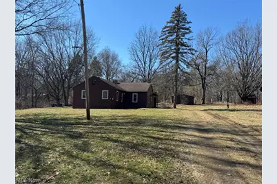 2160 Ingersoll Drive, Akron, OH 44320 - Photo 10