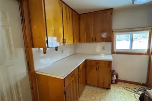2160 Ingersoll Dr, Akron, OH 44320 - Photo 14