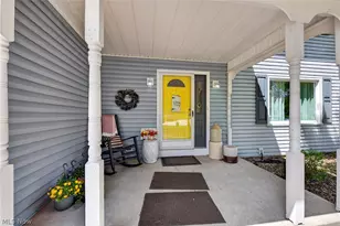 386 Tulip Trail, Wadsworth, OH 44281 - Photo 2