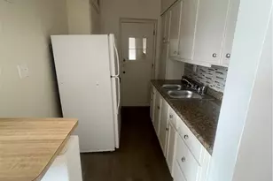15820 Van Aken, Huber Heights, OH 44120 - Photo 8