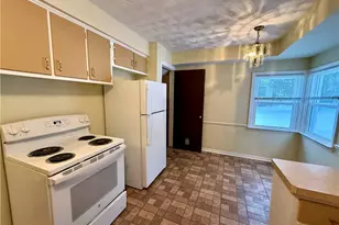 575 Noble Ave, Akron, OH 44320 - Photo 6