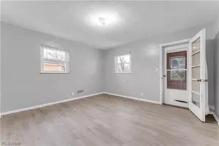 2915 Snow Rd, Parma, OH 44134 - Photo 2