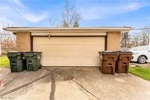 2915 Snow Rd, Parma, OH 44134 - Photo 20