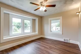 931 Lovers Ln, Akron, OH 44306 - Photo 12