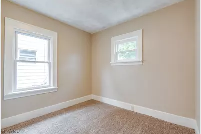 931 Lovers Lane, Akron, OH 44306 - Photo 18