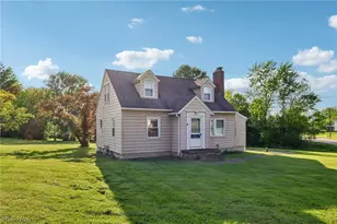 9206 Woodworth Rd, North Lima, OH 44452 - Photo 2