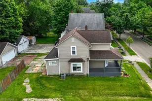 2221 9th St SW, Akron, OH 44314 - Photo 30