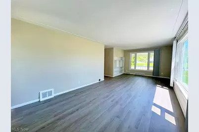 3530 Pearl Avenue, Lorain, OH 44055 - Photo 10