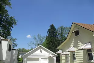 411 Eastlawn St, Geneva, OH 44041 - Photo 2