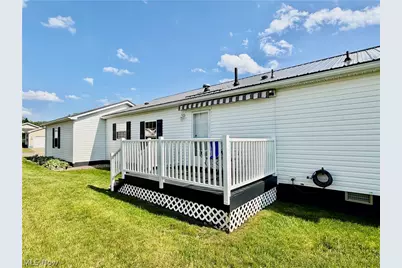 207 Polaris, Dover, OH 44622 - Photo 4