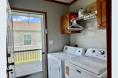 207 Polaris, Dover, OH 44622 - Photo 20