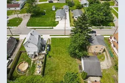 515 S Van Buren Avenue, Barberton, OH 44203 - Photo 6