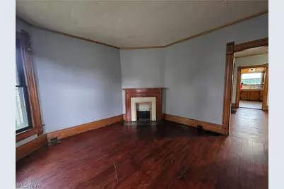 327 N 2nd Street, Coshocton, OH 43812 - Photo 8