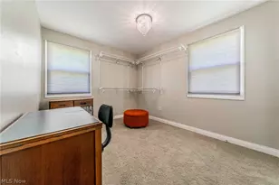34429 Beachpark Dr, Eastlake, OH 44095 - Photo 26