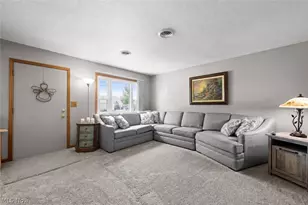 311 Parkway Dr, Eastlake, OH 44095 - Photo 4