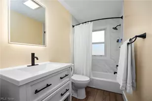 835 Columbia Dr, Amherst, OH 44001 - Photo 34