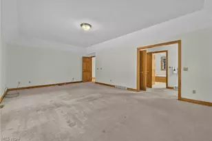 9155 Woods Way Dr, Kirtland, OH 44094 - Photo 20
