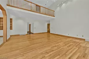 9155 Woods Way Dr, Kirtland, OH 44094 - Photo 8