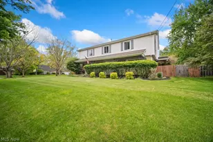 201 Curtis St, Medina, OH 44256 - Photo 2