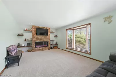 4676 Parkman Road NW, Worthington, OH 44470 - Photo 6