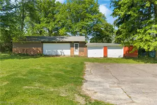 568 W Nimisila Rd, Akron, OH 44319 - Photo 48