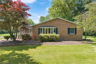 568 W Nimisila Rd, Akron, OH 44319 - Photo 4