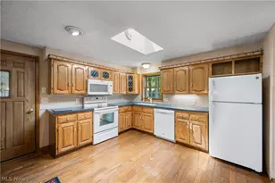 568 W Nimisila Rd, Akron, OH 44319 - Photo 10
